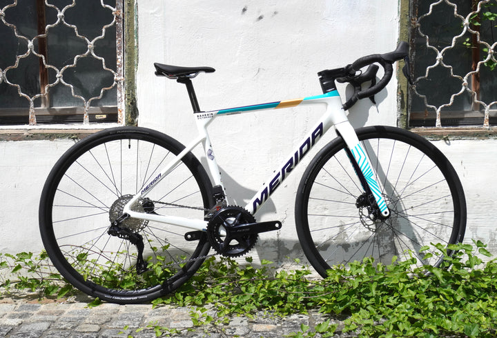 Scultura 6000 105 Di2 BAHRAIN VICTORIOUS Team Edition