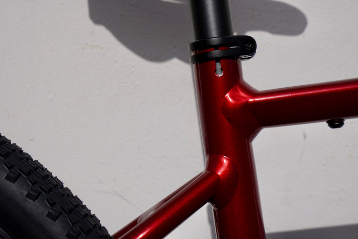 Silex 700 II 2025 Dark Strawberry Red