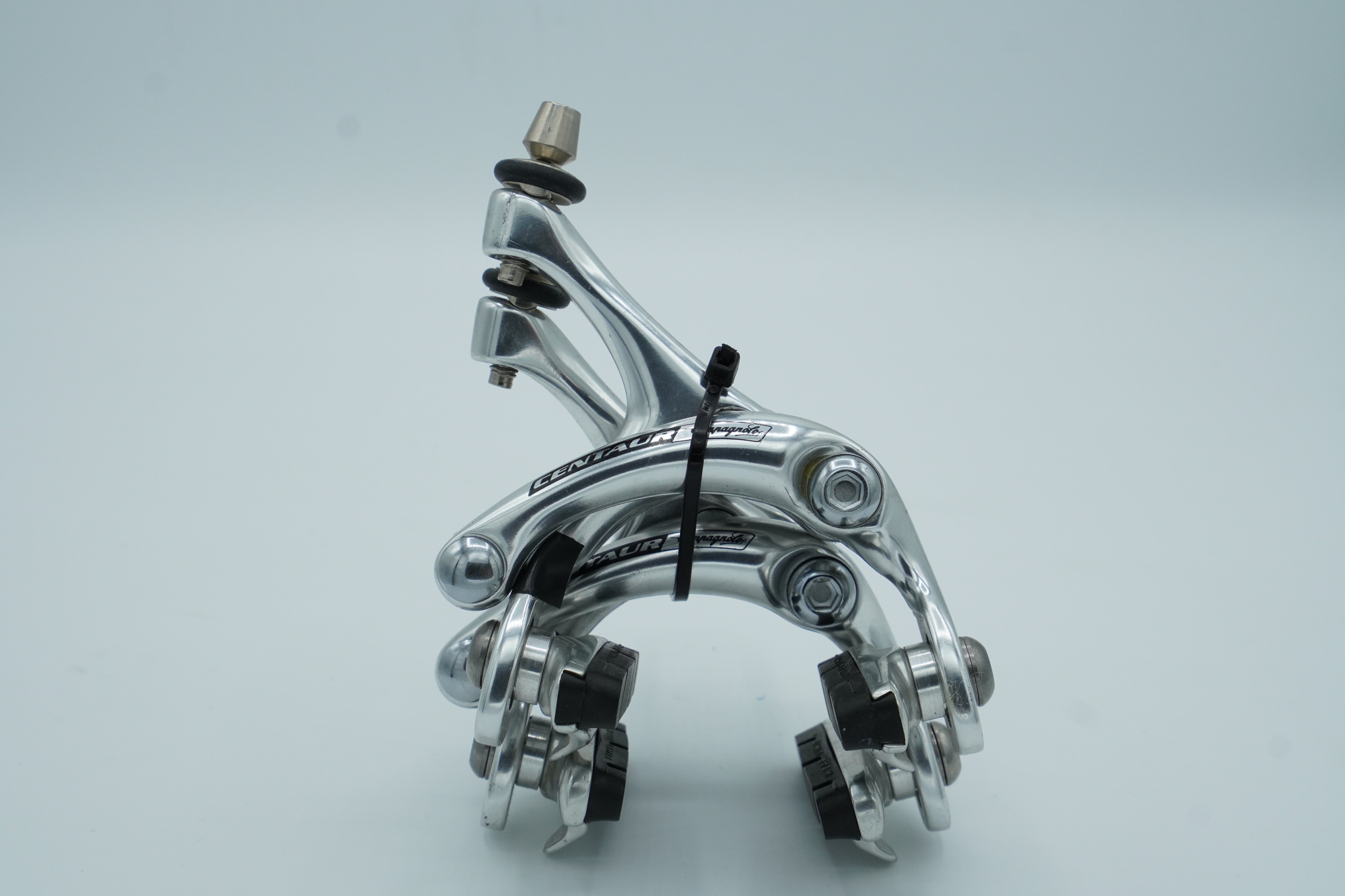 E18E44B6-329A-438F-959E-