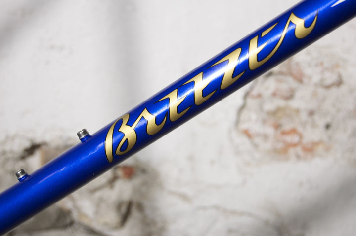 Thunder Cobalt Blue With Moon Glow Pearl