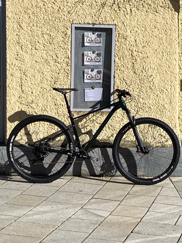 Trail SE 2 in Emerald
