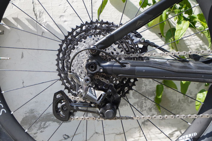 eOne Sixty 10K Carbon matte black