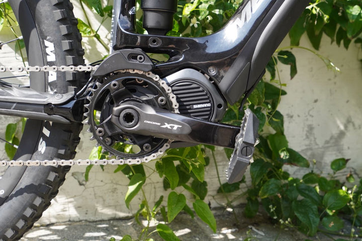 eOne Sixty 10K Carbon matte black