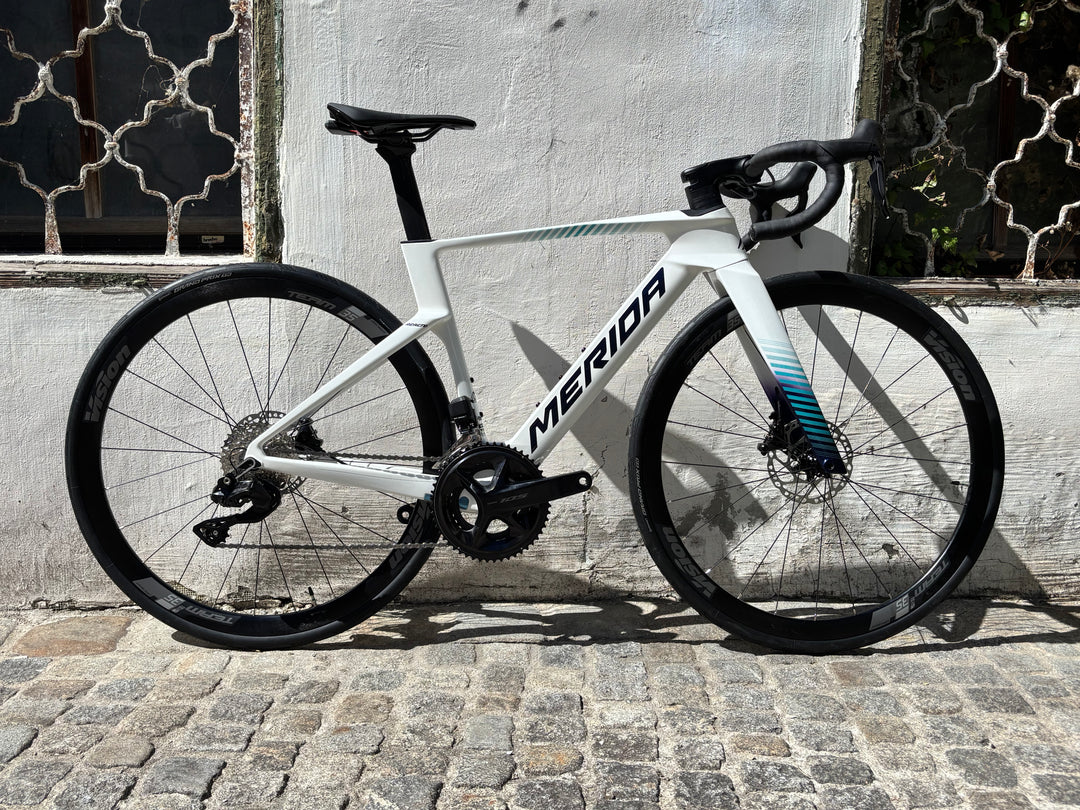 Merida Reacto 5000 2026 | Shimano 105 Di2 | Aero Carbon Rennrad