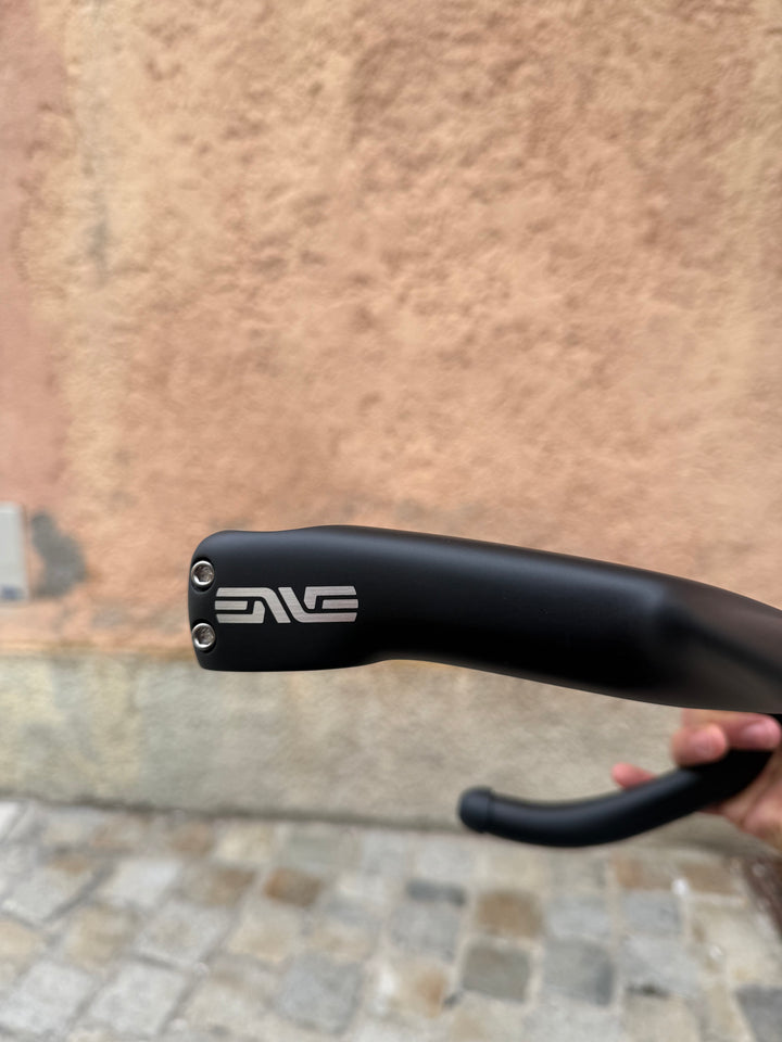 ENVE SES Aero Pro V2 One-Piece Handlebar | Aero-Lenker Cockpit mit Computerhalterung