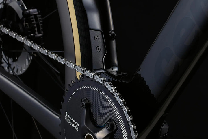 Cervelo Aspero-5 | SRAM Force E1