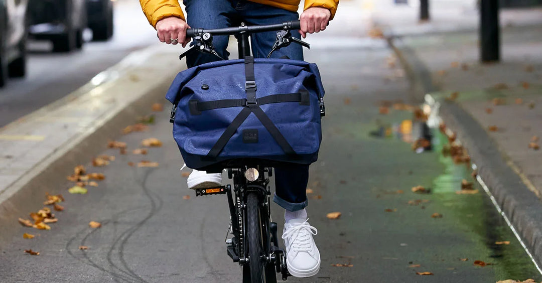 fahrradtasche brompton Brompton Borough Wasserfeste Roll Top Fahrradtasche Large mit Rahmen – Grundtner