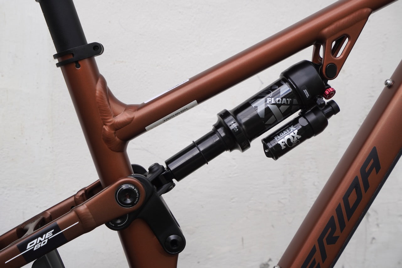 One Sixty 700 – Grundtner