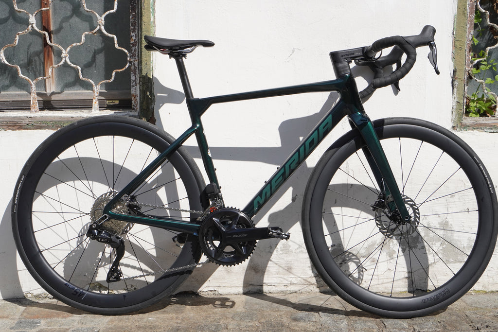 Merida Scultura 6000 | Rennrad Carbon, Shimano 105 Di2, Vision