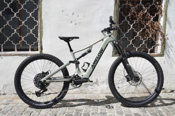 Amflow PR Carbon | 125Nm Avinox M2 E-MTB Carbon