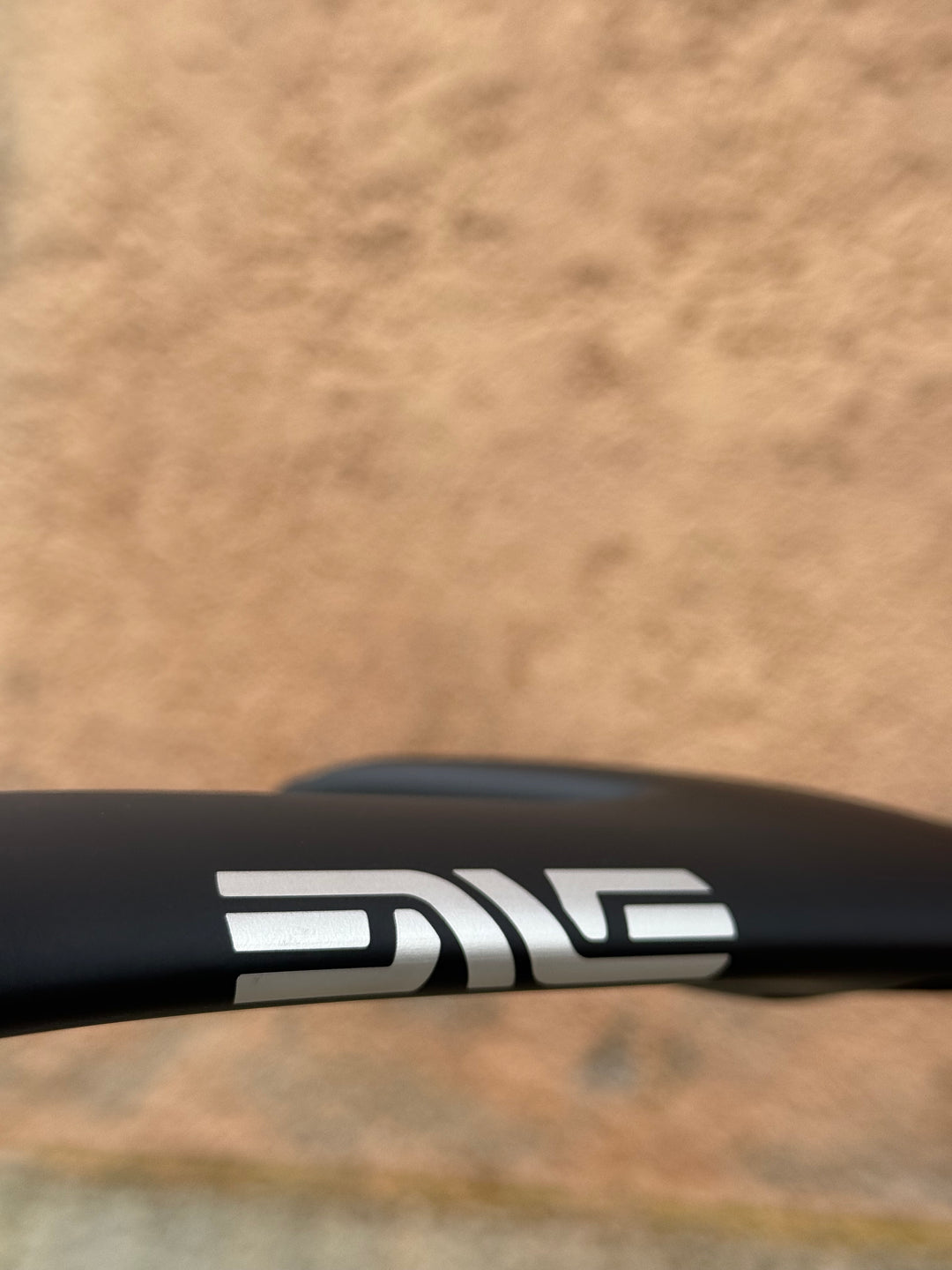 ENVE SES Aero Pro V2 One-Piece Handlebar | Aero-Lenker Cockpit mit Computerhalterung