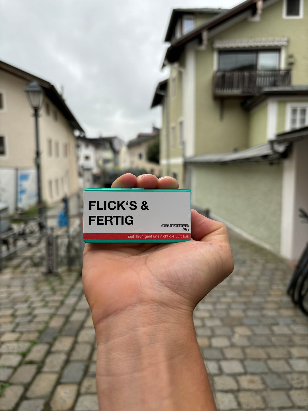 Grundtner X Flickzeug