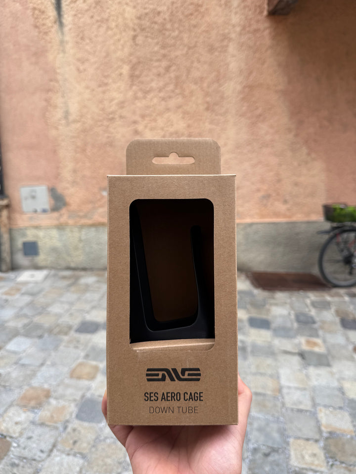 ENVE SES Aero Bottle Cage | Carbon Flaschenhalter DT/ST | Black/White