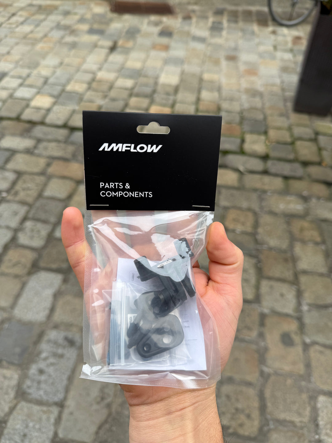 DJI Avinox Amflow Smart Frontlicht Combo – E-Bike Frontlicht mit Montageset