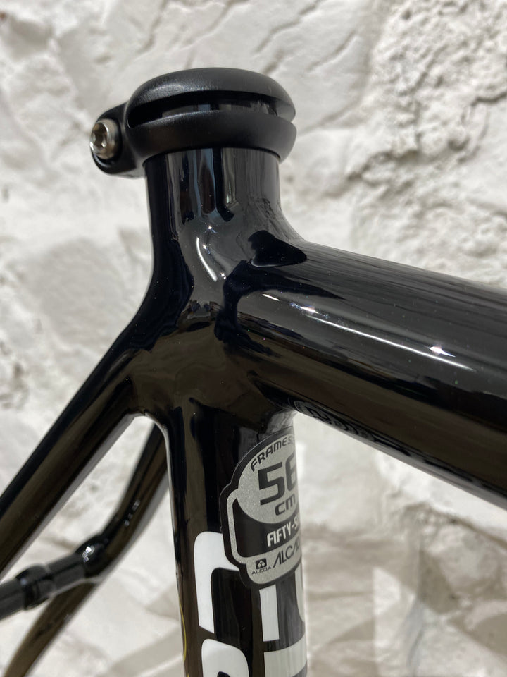 Optimo R1000 frameset