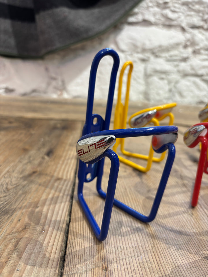 Flaschenhalter Elite in Legofarben: gelb, rot, blau