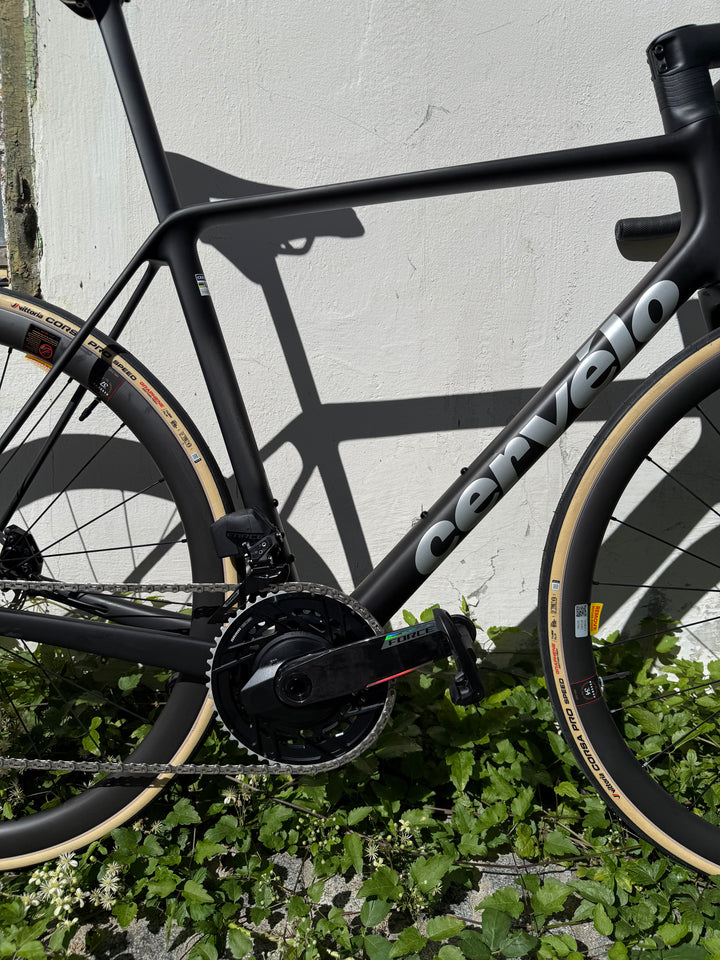 Cervelo R5 SRAM FORCE E1 2x12 Powermeter | 2026 Black/Bronze | Black/Silver