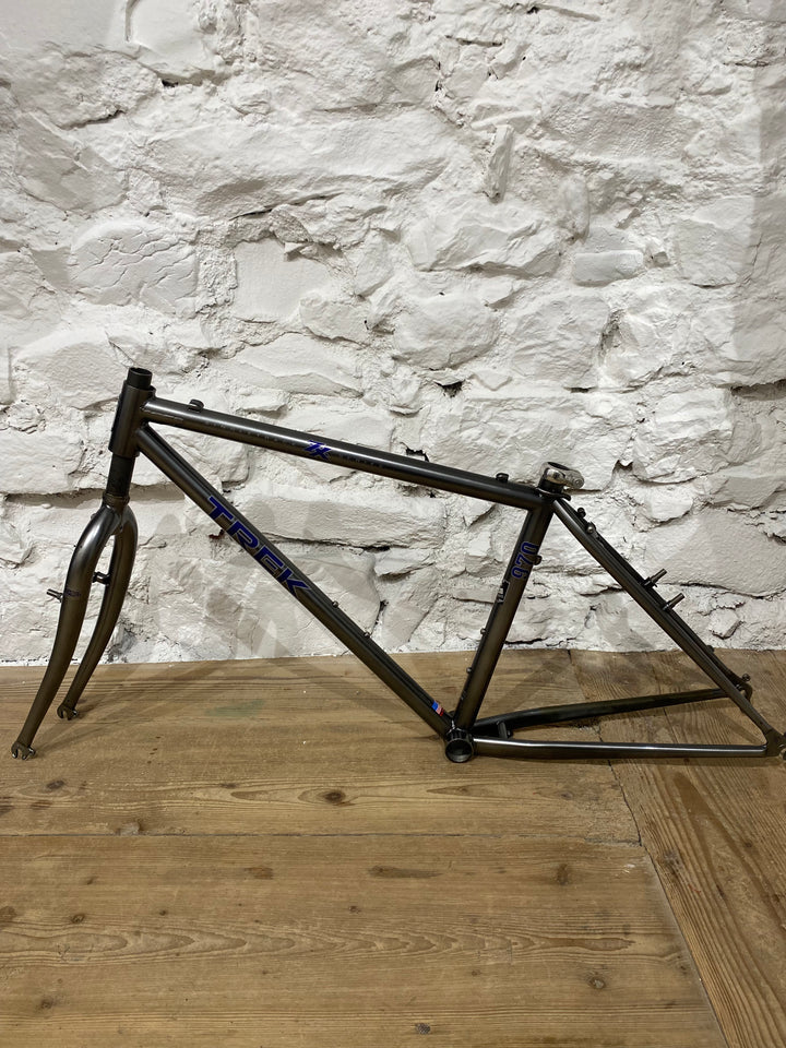 Singletrack ZX 970 grau