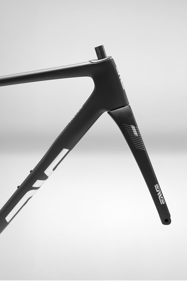 ENVE Melee V2 Rahmenset | ENVE M.O.D. Carbon | UL Black / White Lightning | 2027