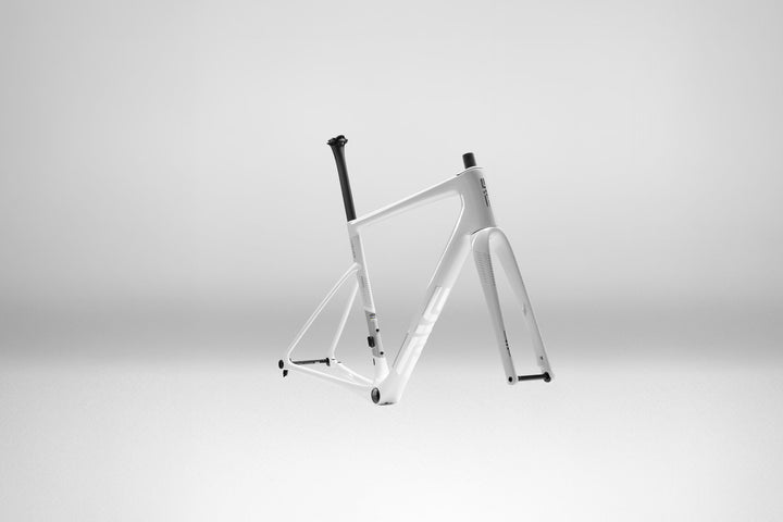 ENVE Melee V2 Rahmenset | ENVE M.O.D. Carbon | UL Black / White Lightning | 2027