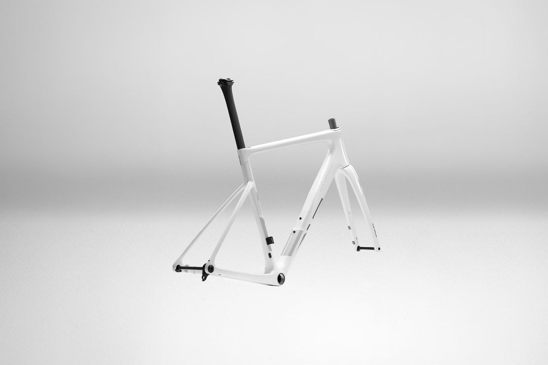 ENVE Melee V2 Rahmenset | ENVE M.O.D. Carbon | UL Black / White Lightning | 2027
