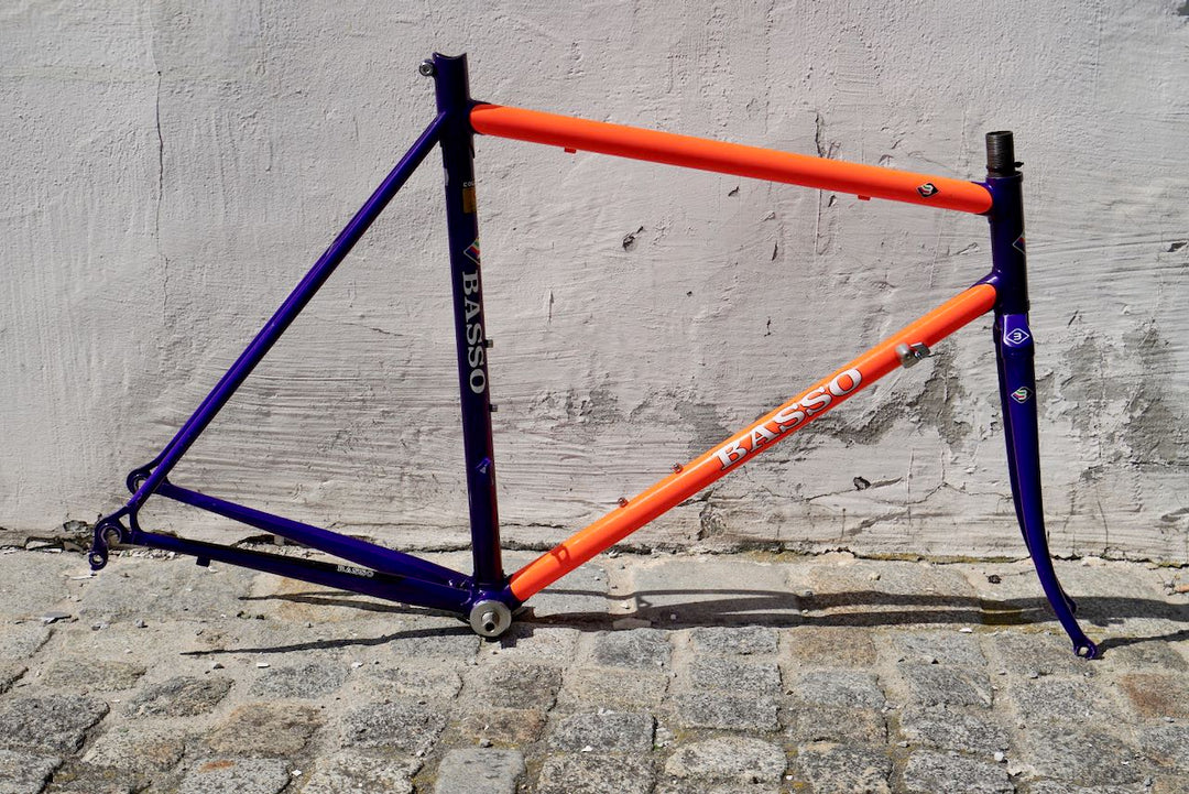 Basso Dark Violet-Neon Orange Frame – Grundtner