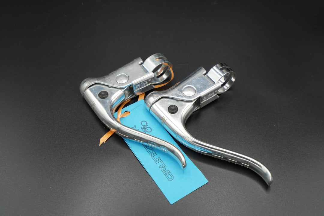 Shimano Jeu Leviers Frein Avec Levier Vitesses 105 ST-5700 Road Double Control Levers Eu Shimano Jeu Leviers Frein Avec Levier Vitesses 105 ST-5700 Road Double Control Levers Eu