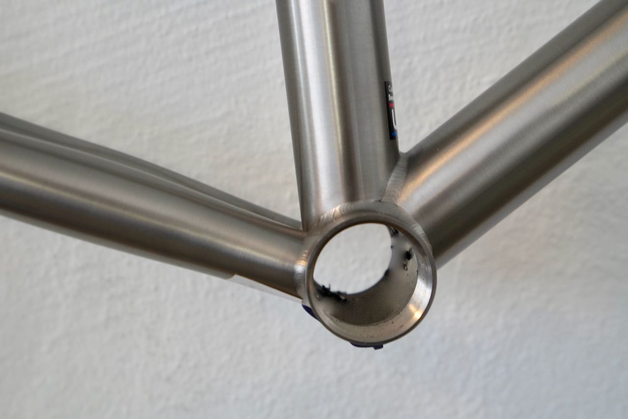 Aximo Frame Patterns AXIOM Race titanium frame – Grundtner