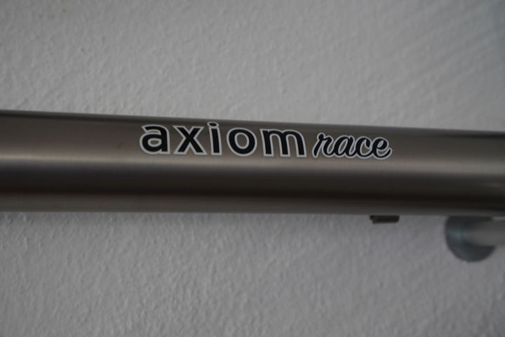 AXIOM Race titanium frame