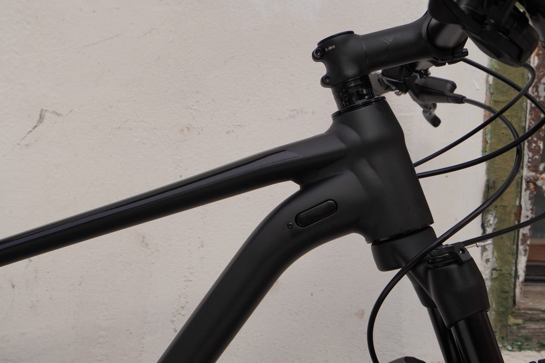 Big Nine Limited Glossy Black – Grundtner